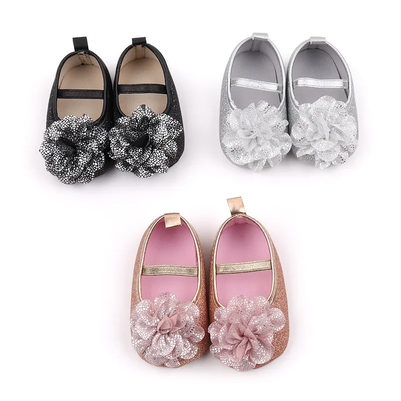 Детская обувь 0-18 месяцев; Милая обувь принцессы для маленьких девочек с цветочным рисунком; Мягкая подошва для новорожденных; обувь для первых ходунков; Детская кроватка для девочек;